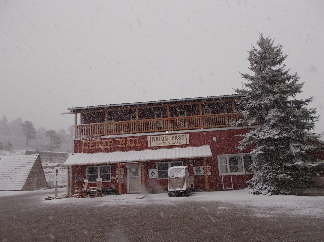 Raton Pass Camp and Cafe