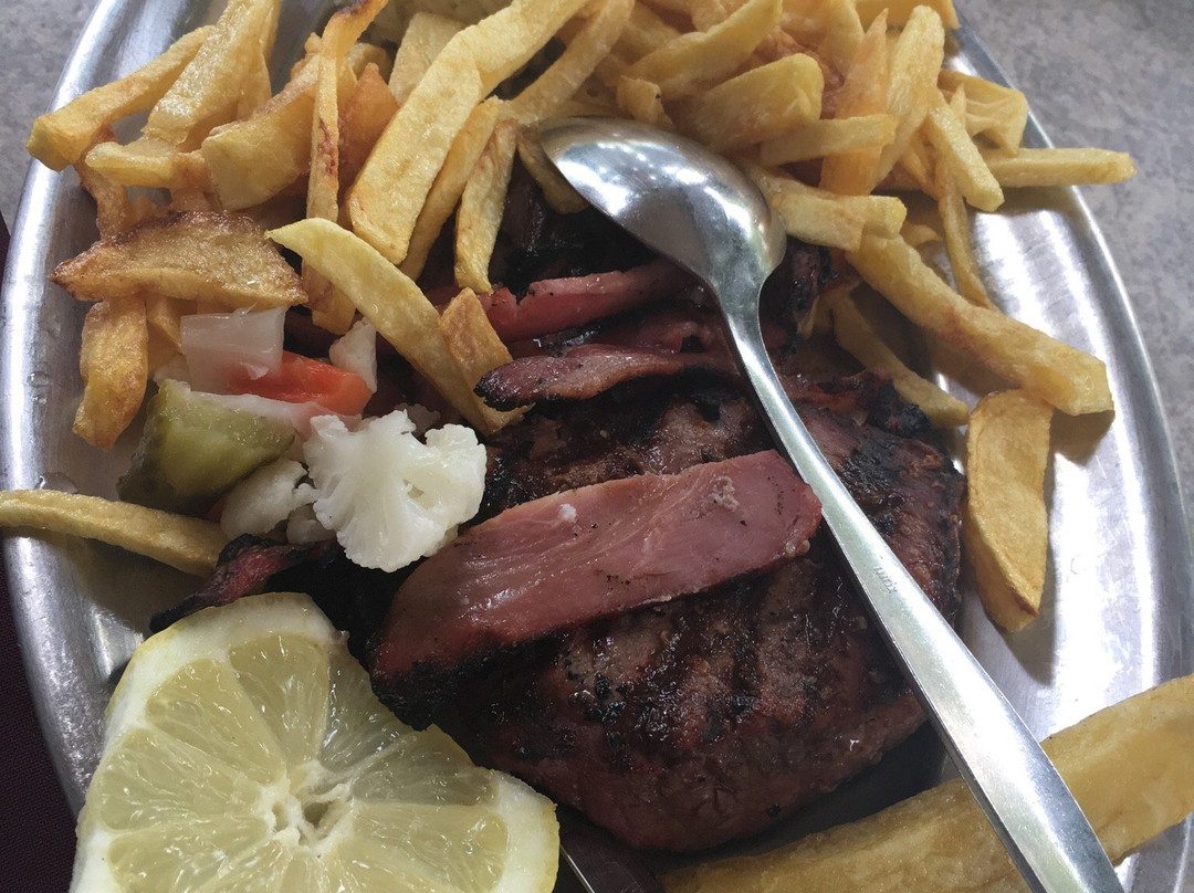 Famoes餐馆和美食-Restaurante a Rampa