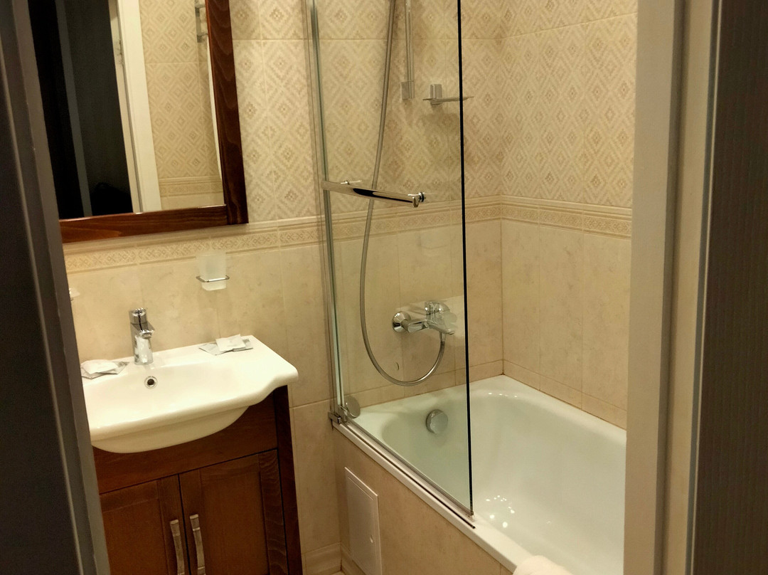 U Zolotykh Vorot主图