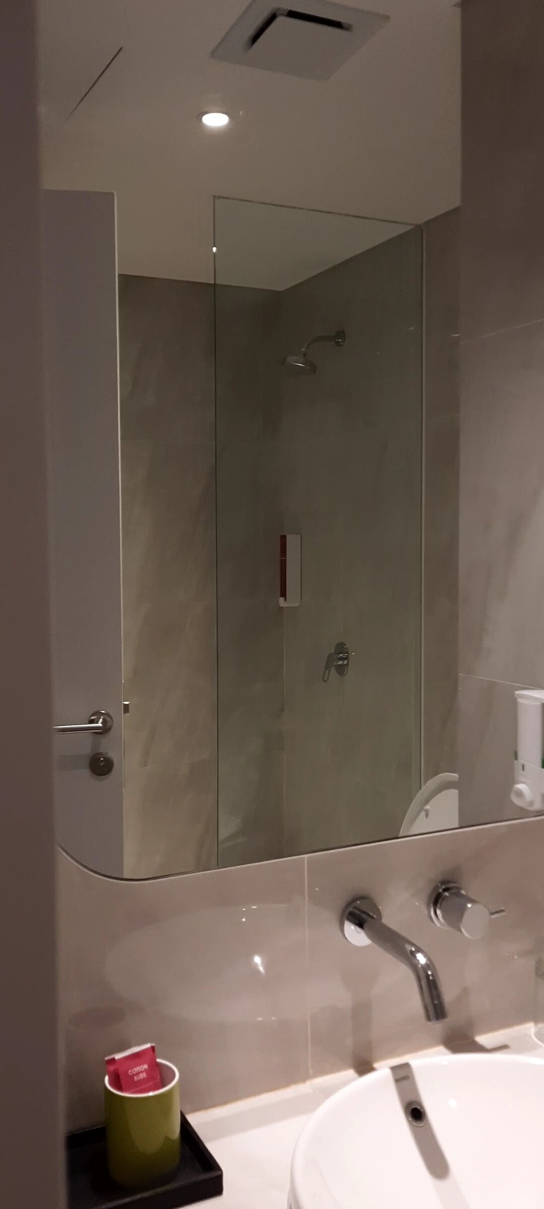 Favehotel Pamanukan-浴室