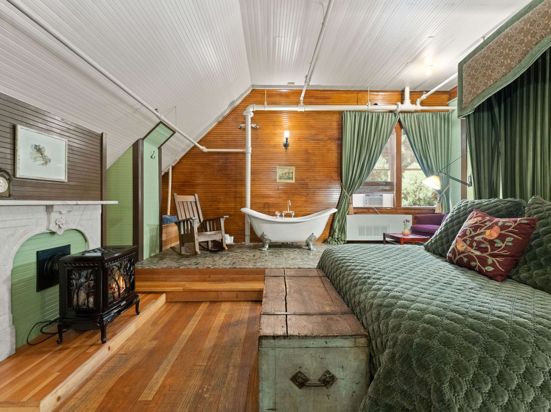 McCloud Mercantile Hotel主图