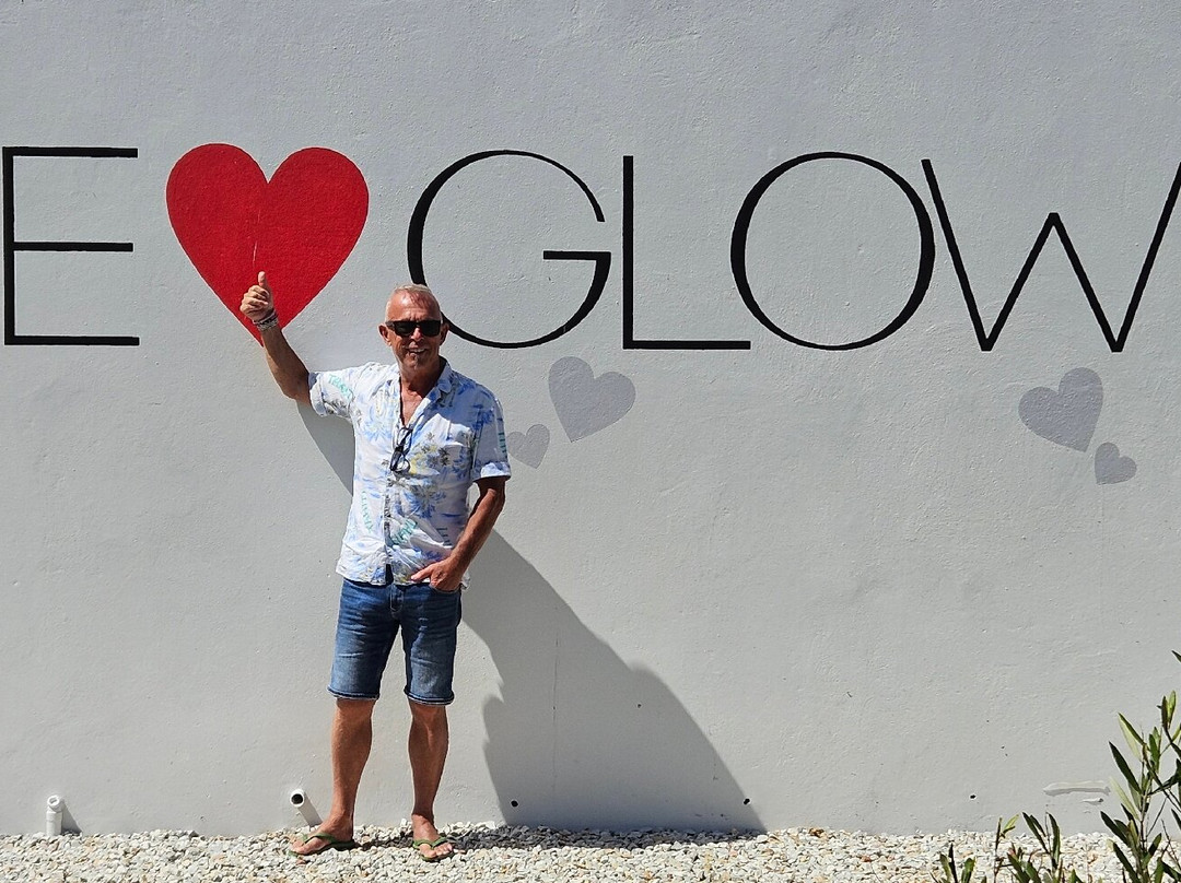 Glow Boutique Suites主图