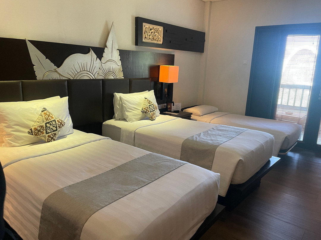 巴厘维拉酒店主图