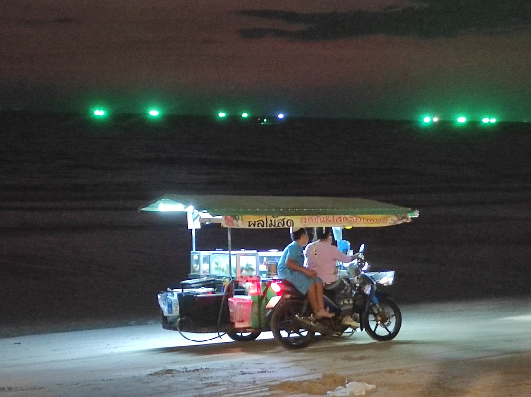 芝瓦里度假村主图