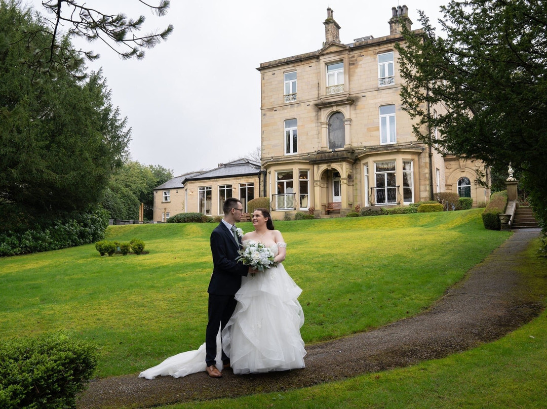 阿斯特利河畔酒店主图