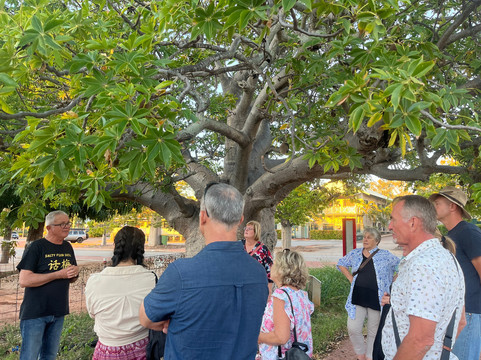 Salty Plum Social-布鲁姆必去景点