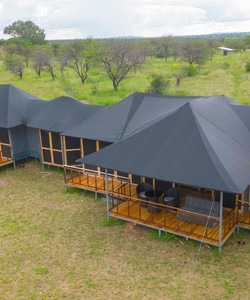 Serenity Camp酒店图片