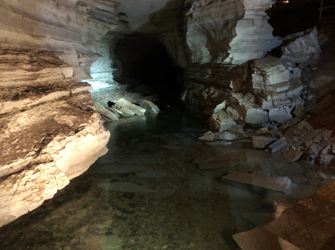 Blanchard Springs Caverns景点图片