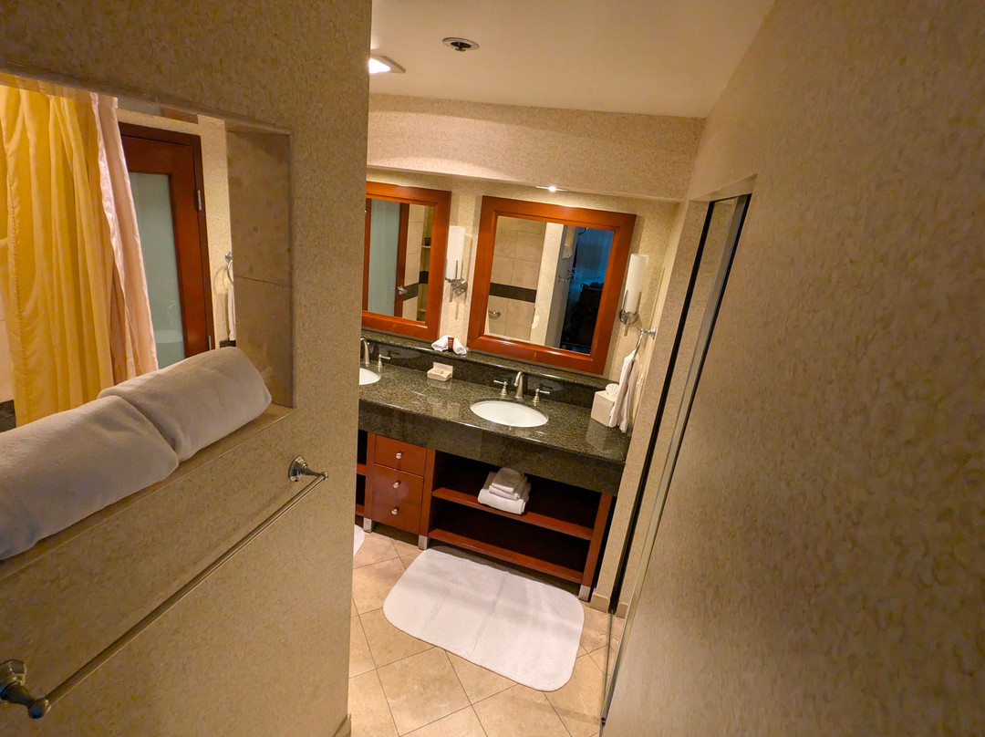 蒙特利湾酒店主图