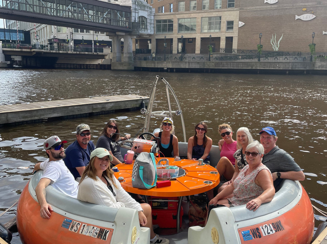 Boat MKE-密尔沃基必去景点