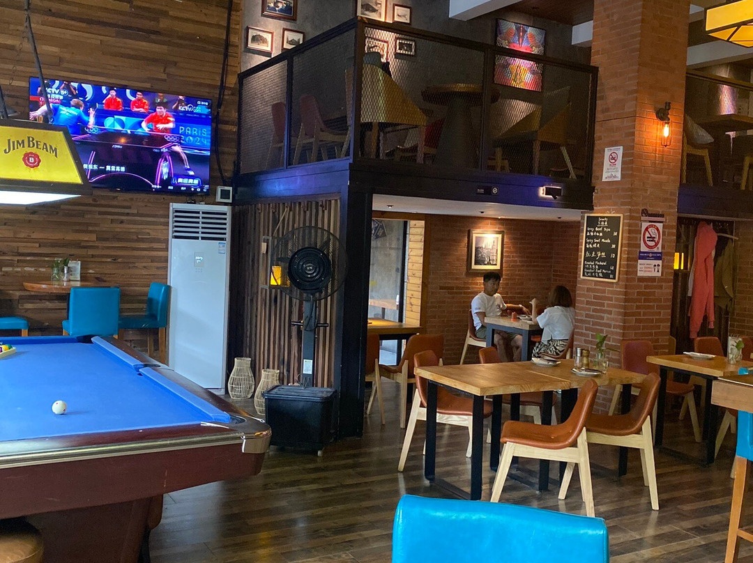 Chalet Plus (Binjiang Lvdi)