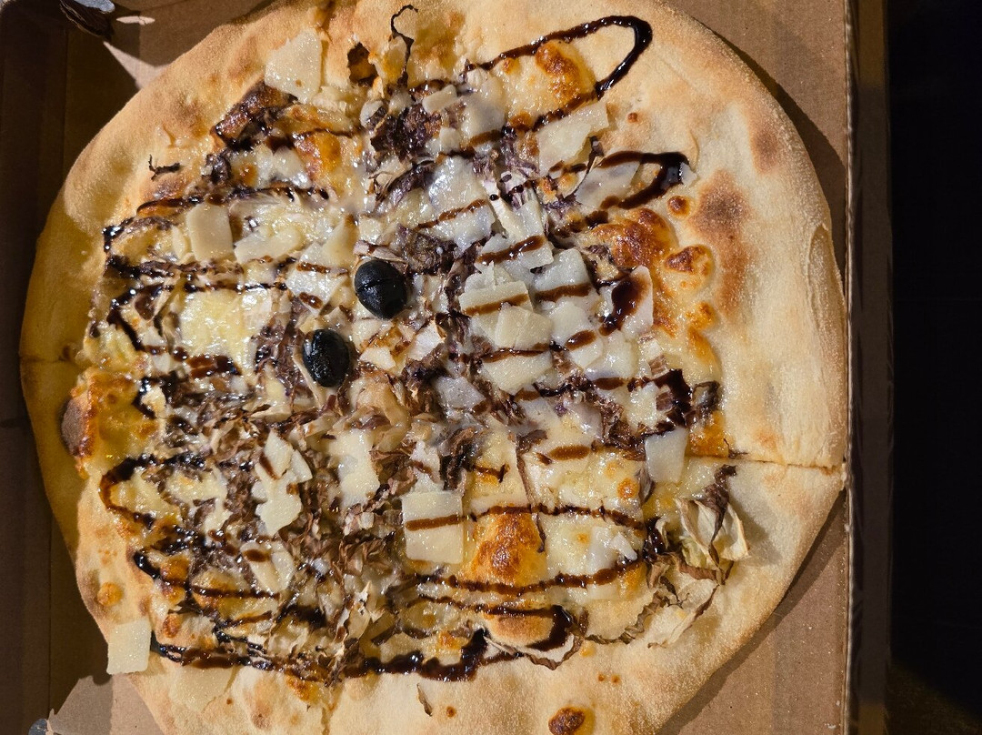 Flower's Pizza