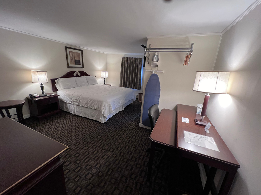 Villager Motel主图