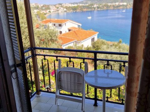 美丽雅别墅酒店主图