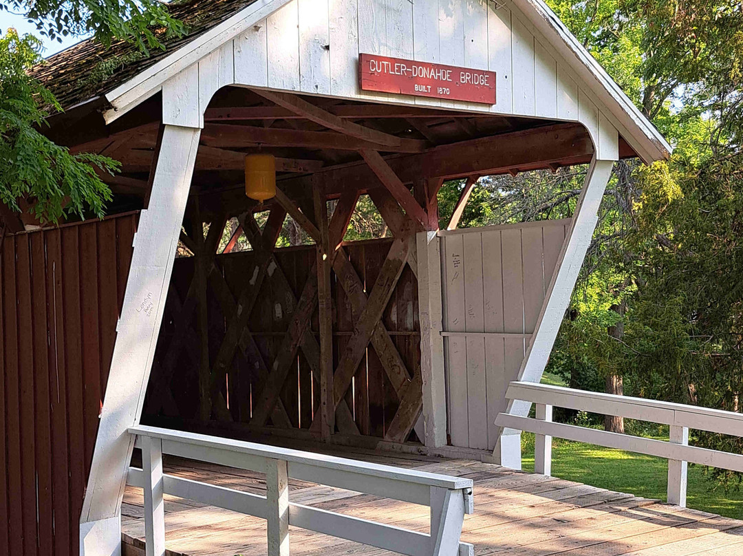 Cutler-Donahoe Bridge-Winterset必去景点