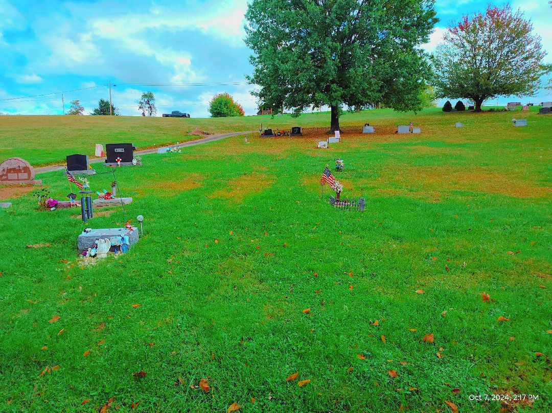 Fells United Methodist Church And Cemetery景点图片