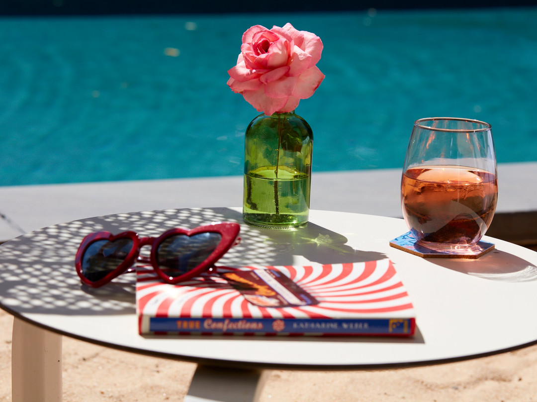 A Room at The Beach主图