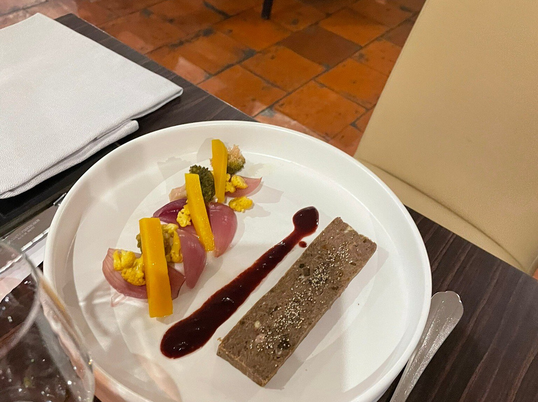 科比埃酒店主图