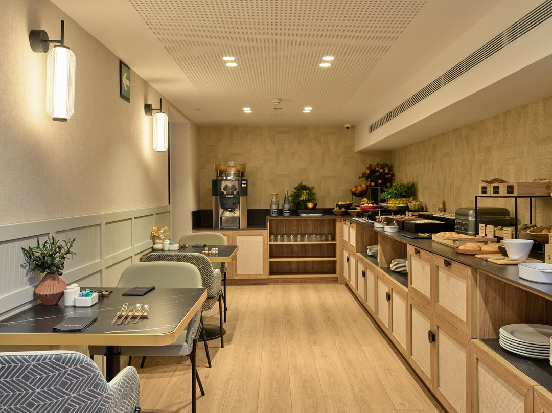 加泰罗尼亚天皇酒店主图