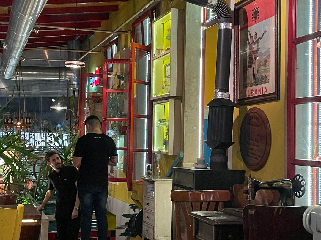Radio Bar Tirana-地拉那必去景点