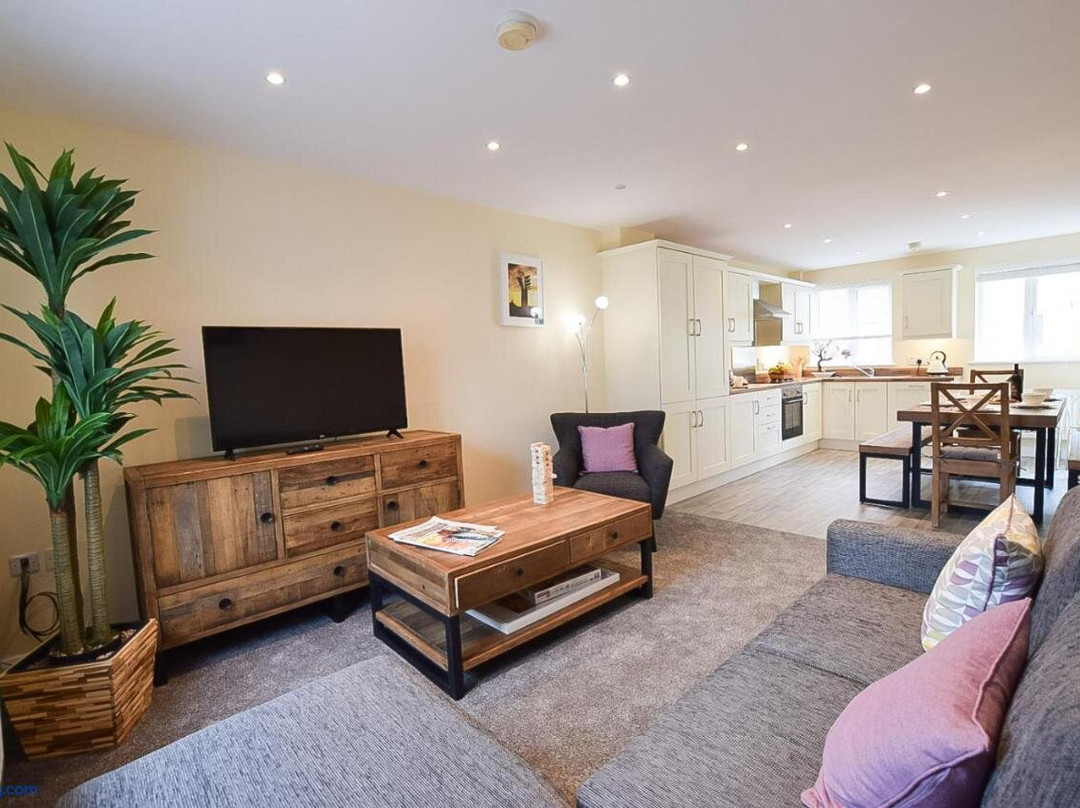 Hillyard Mews