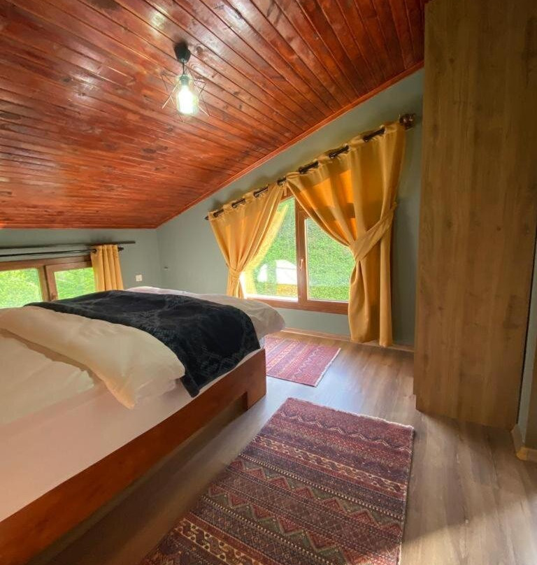 Villamill Apart & House