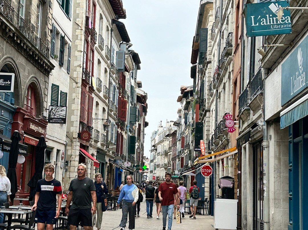 Rue Port Neuf景点图片