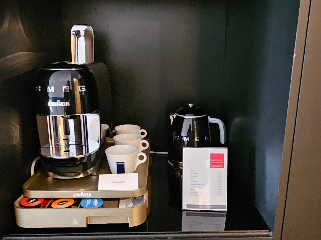 外交官酒店主图