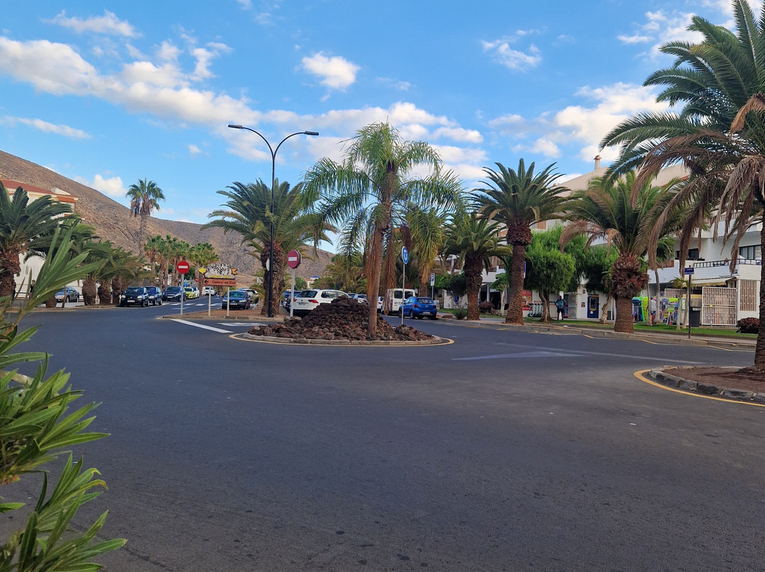 Los Cristianos Market-特纳里夫必去景点