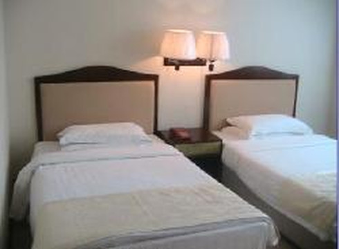 梁山中韩大酒店主图