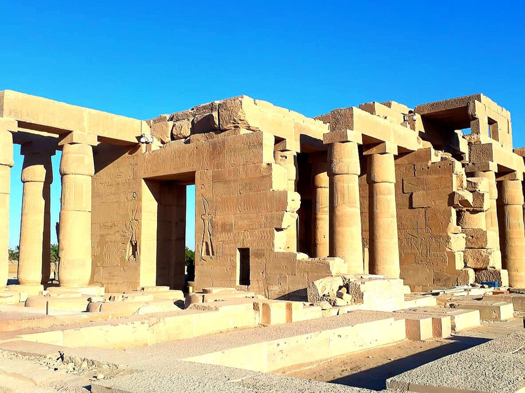 Ramesseum (Mortuary Temple of Ramses II)-卢克索必去景点