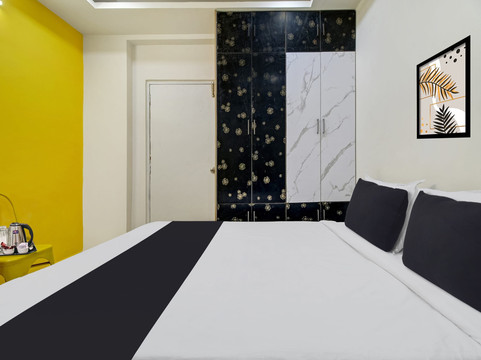 Collection O Guntur Gorantla Panchayathi Office