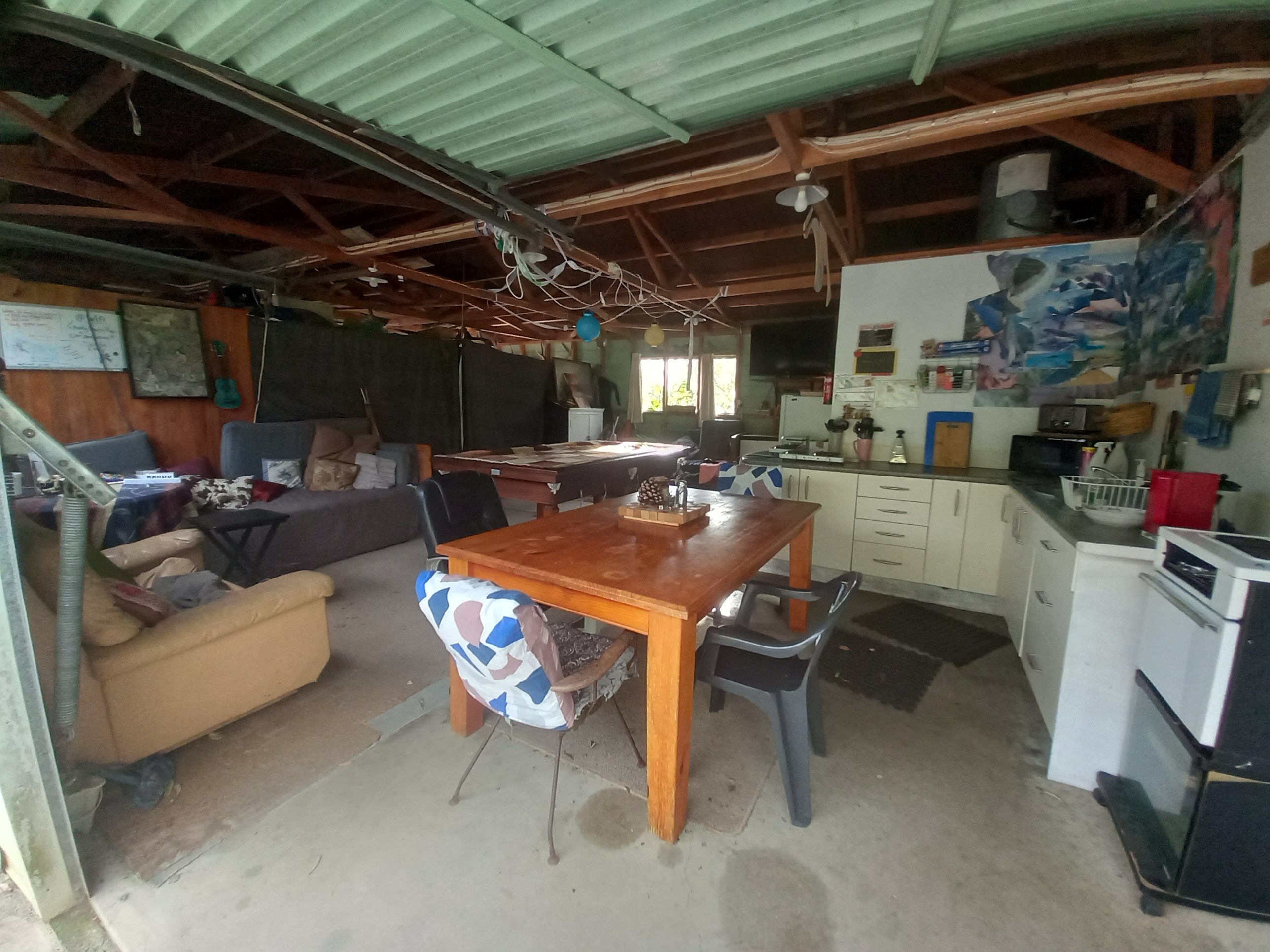 Auntie Dawns Place-官方