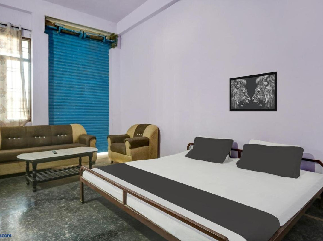 Oyo Flagship Aravali Guest House & Restaurant