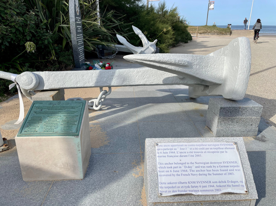 Anchor From The Wwii Destroyer, Svenner