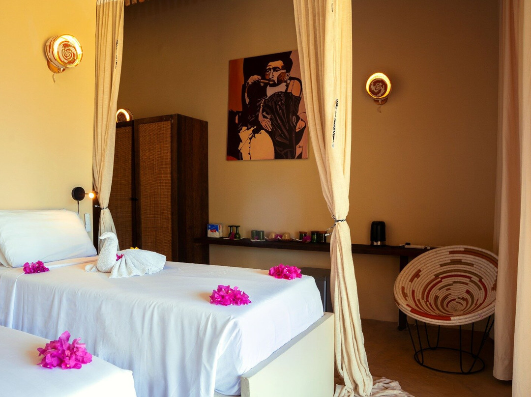 Basecamp Mafia Island主图