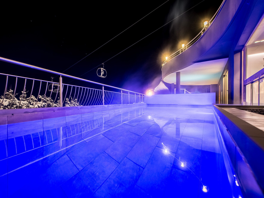 Hotel Kristall主图