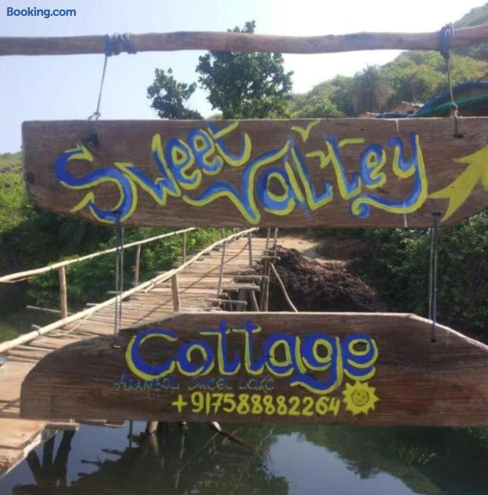 Sweet Valley Cottages