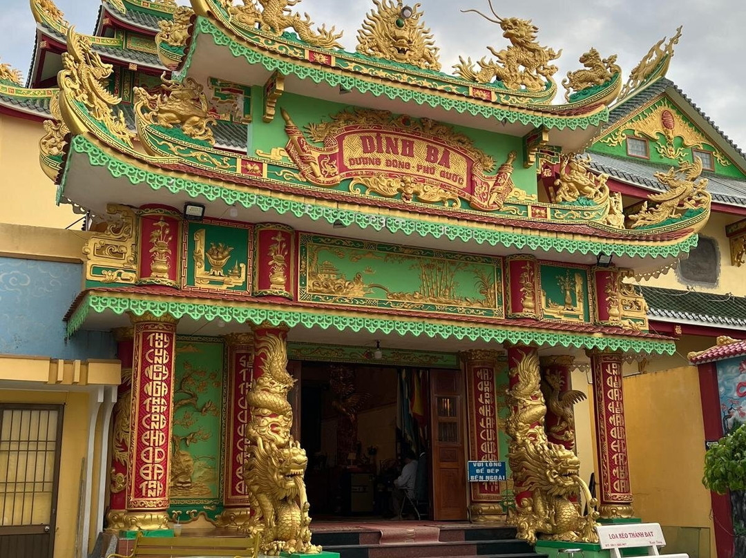 Dinh Ba Thuy Long Thanh Mau-扬东必去景点