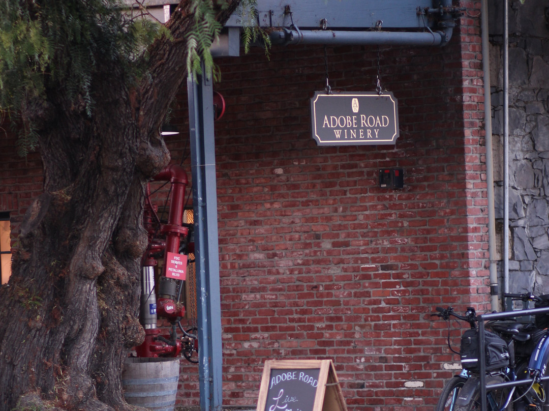 Adobe Road Winery景点图片