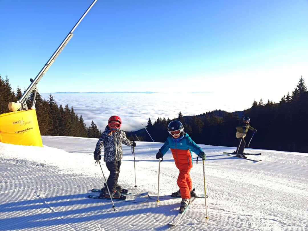 Ski School Borosport-波罗维兹必去景点