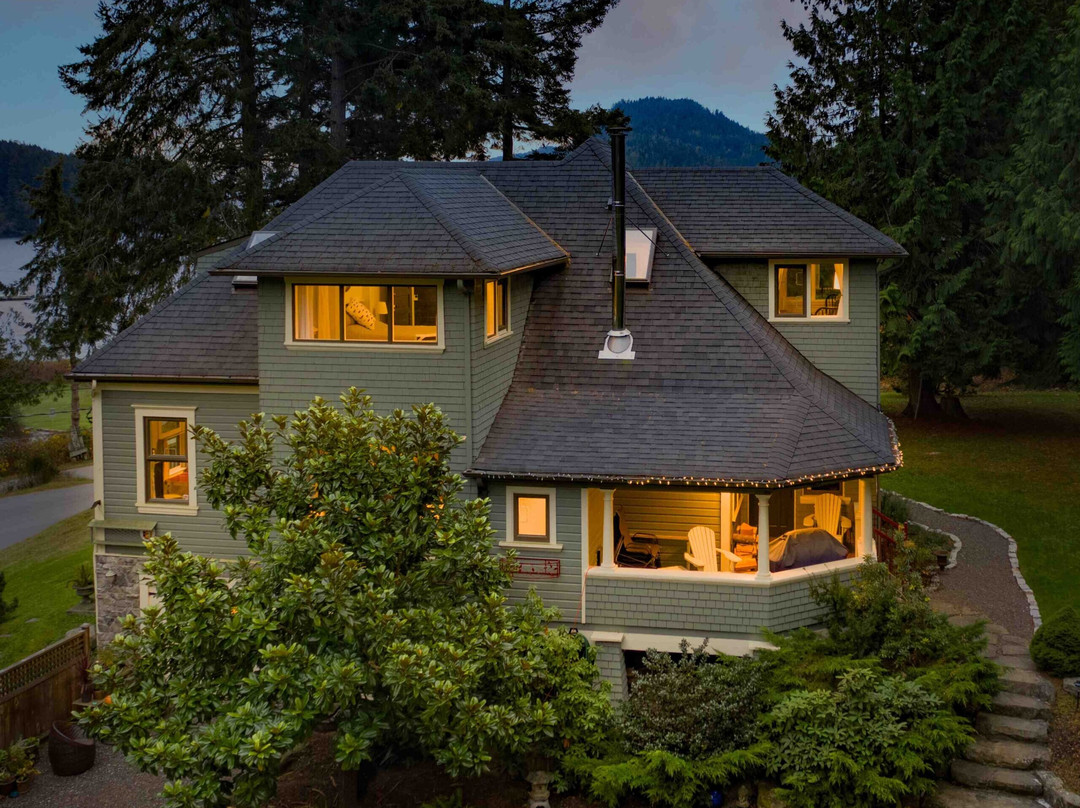 Nosy Point Bed and Breakfast