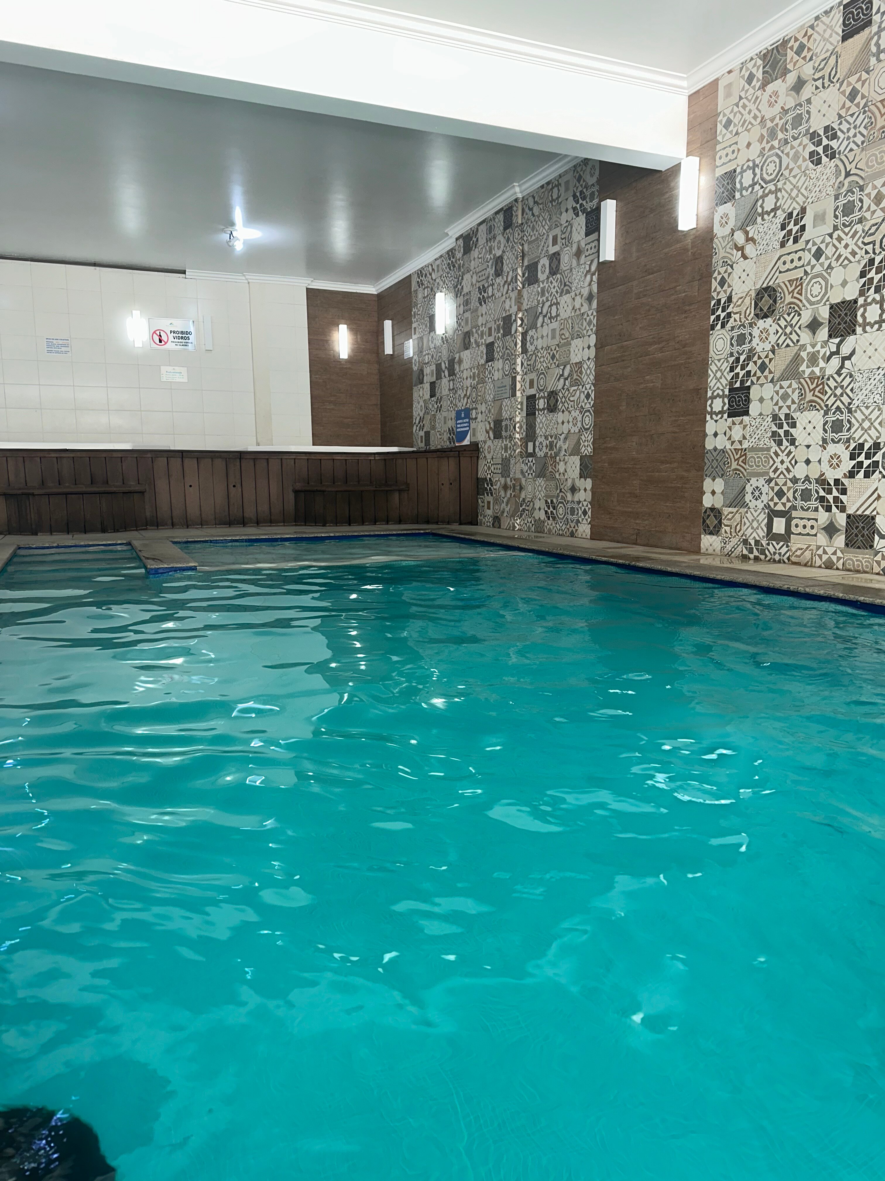 Hotel Bella Camboriu-泳池