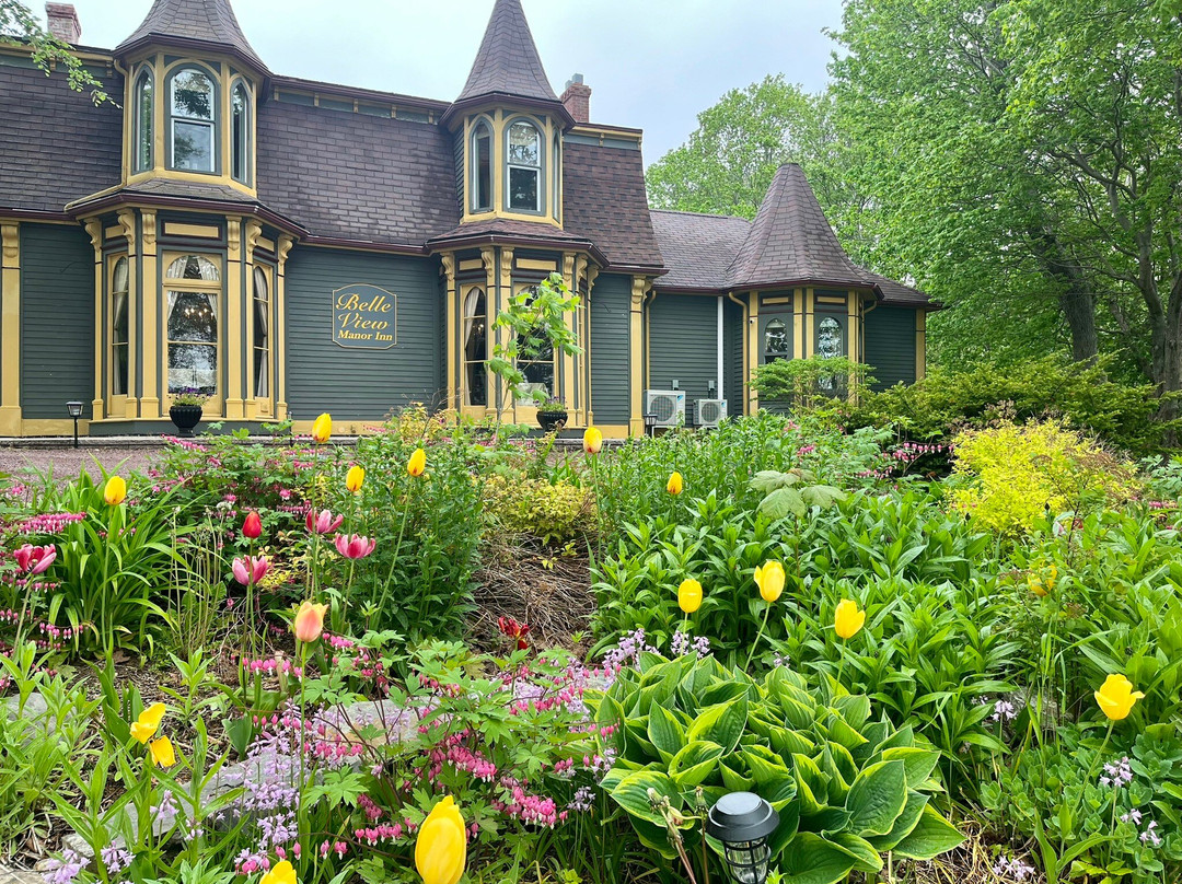 Belle View Manor Inn