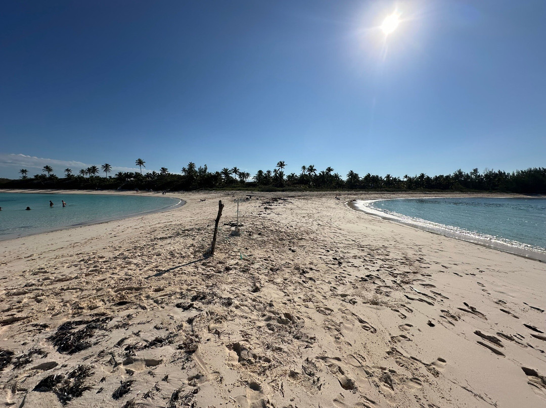 Twin Cove Beach-Governor's Harbour必去景点