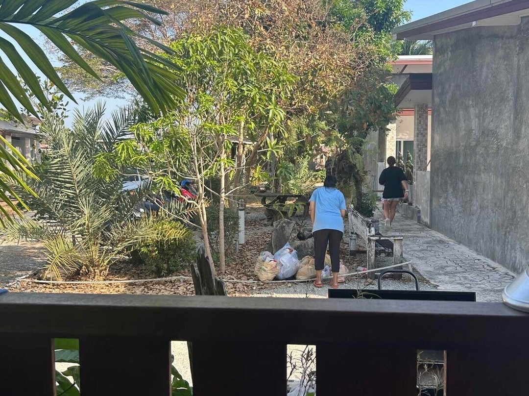 玉瓦迪度假酒店主图