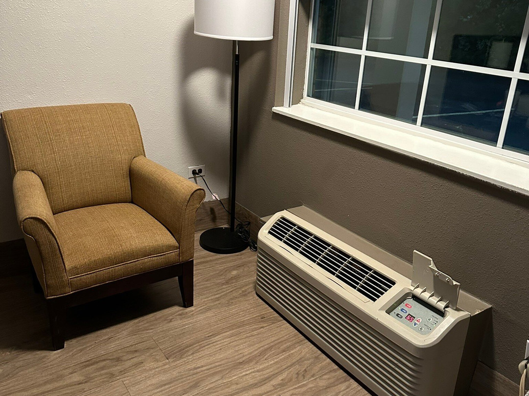 Quality Inn Forsyth Near GA Public Safety Training Center主图