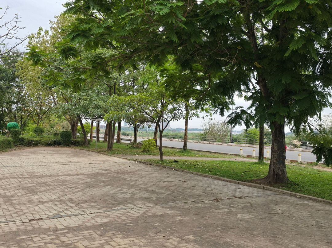 Chao Anouvong Park景点图片