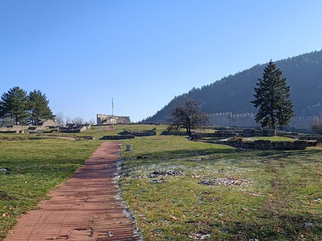 Krakra Fortress-Pernik必去景点