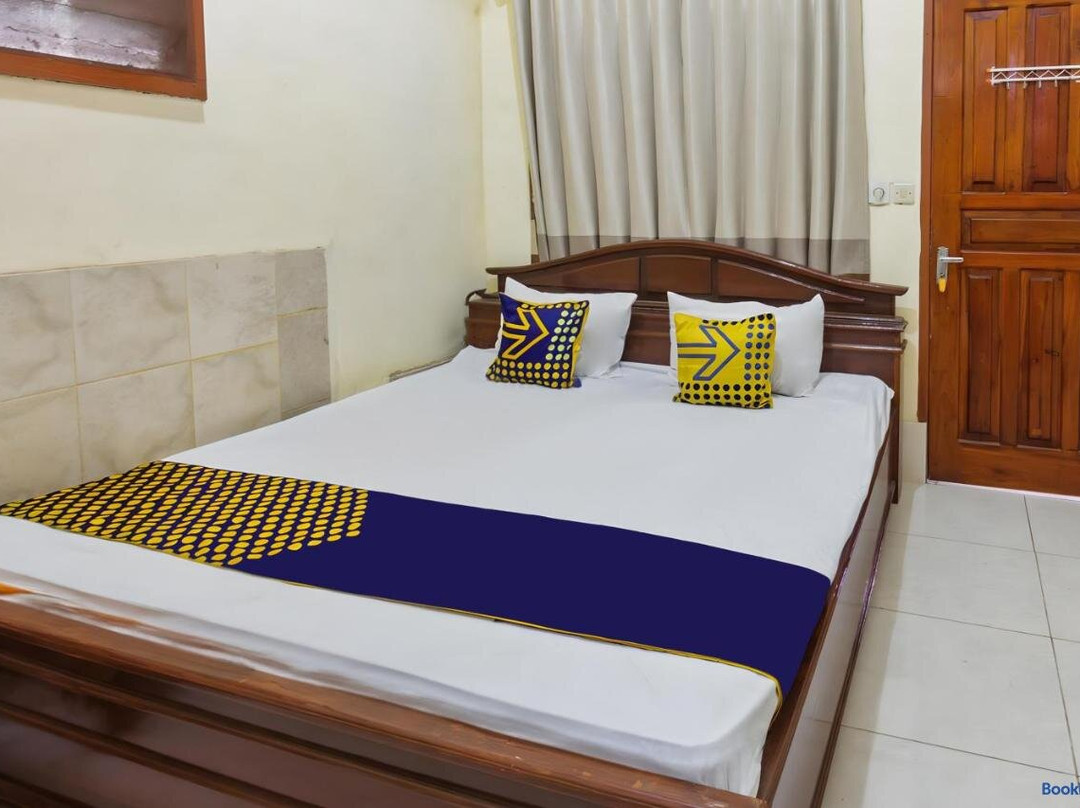 Oyo Life 93405 Montong Are Residence